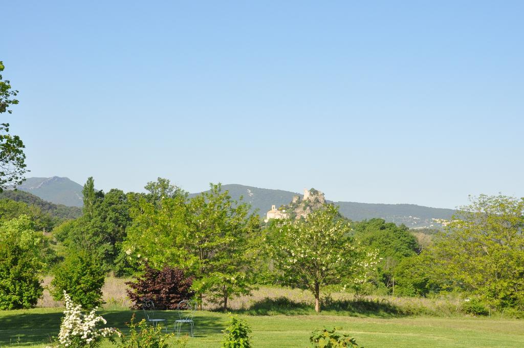 Le Mas En Provence Bed and Breakfast Entrechaux Exteriör bild