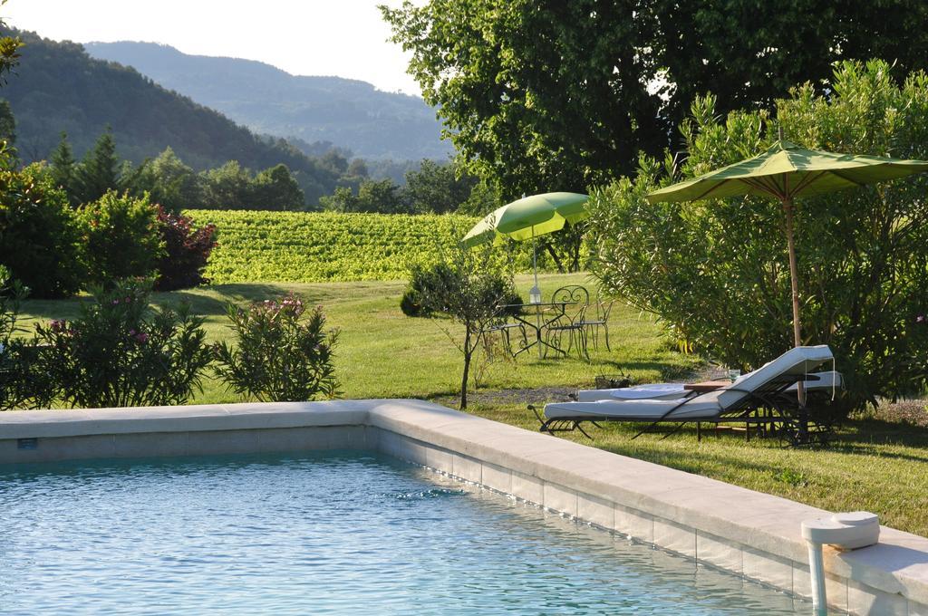 Le Mas En Provence Bed and Breakfast Entrechaux Exteriör bild