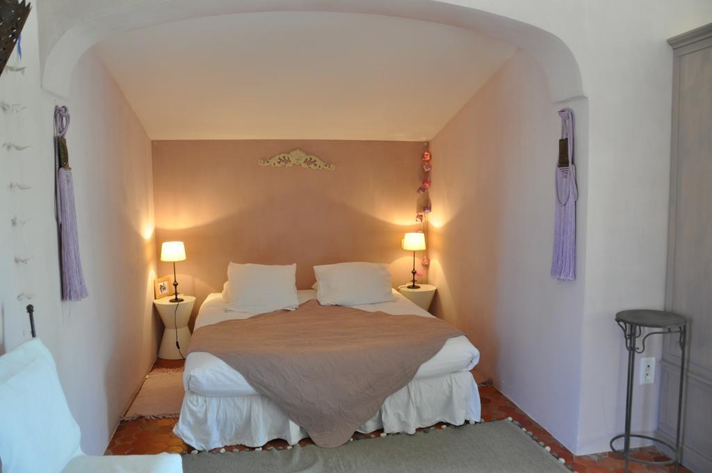Le Mas En Provence Bed and Breakfast Entrechaux Exteriör bild