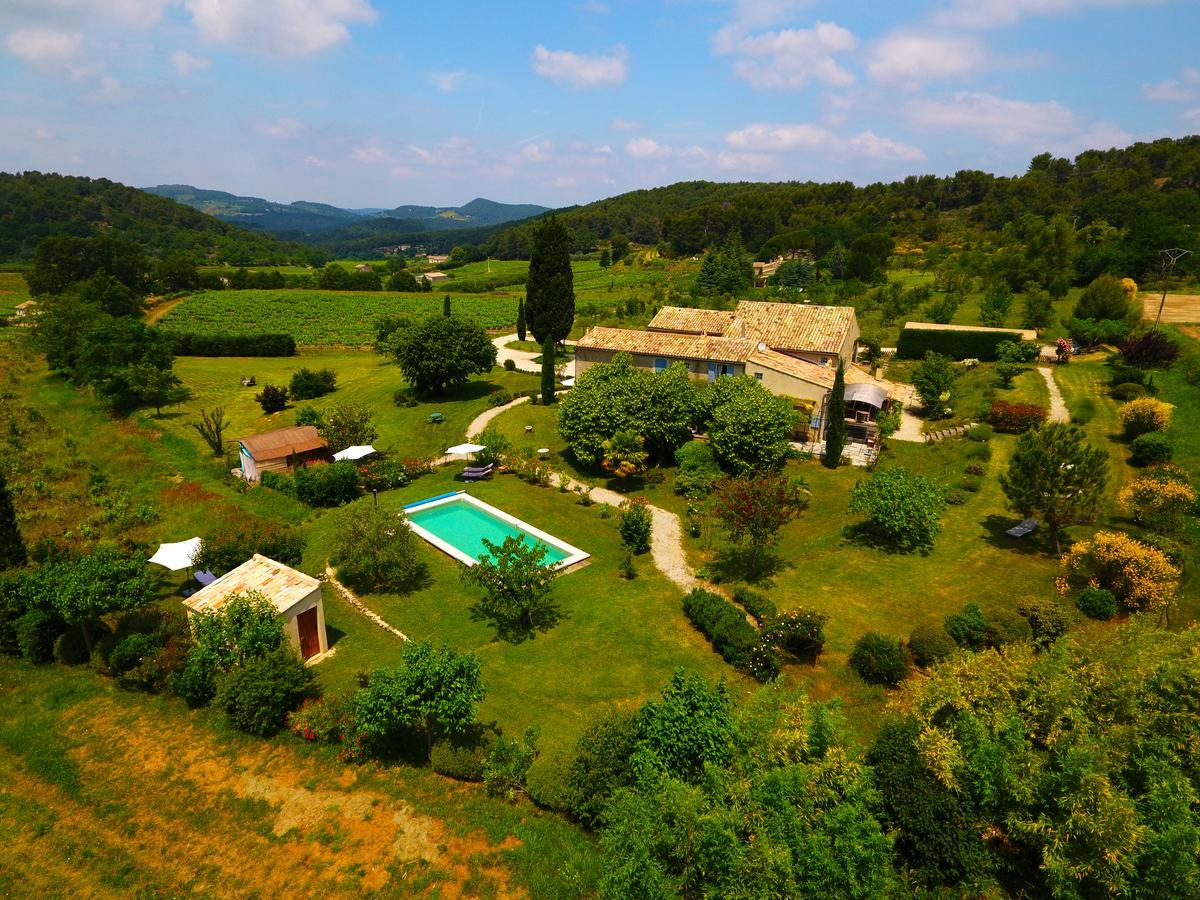 Le Mas En Provence Bed and Breakfast Entrechaux Exteriör bild