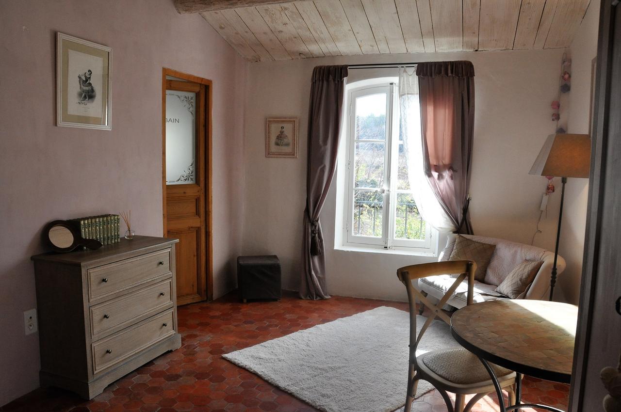 Le Mas En Provence Bed and Breakfast Entrechaux Exteriör bild